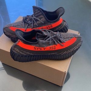 Yeezy boost 350 V2 Carbon Beluga
